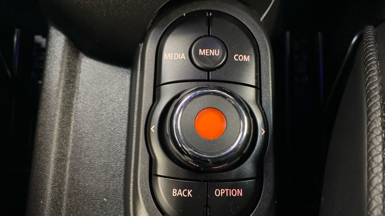 MINI Hatchback 1.5 Cooper Exclusive II 3dr Petrol Hatchback